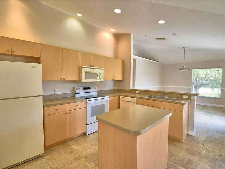 223 Grouper Ct — Photo 30