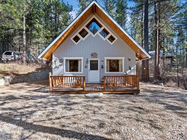 13 N Trail Rd, Garden Valley, ID 83622