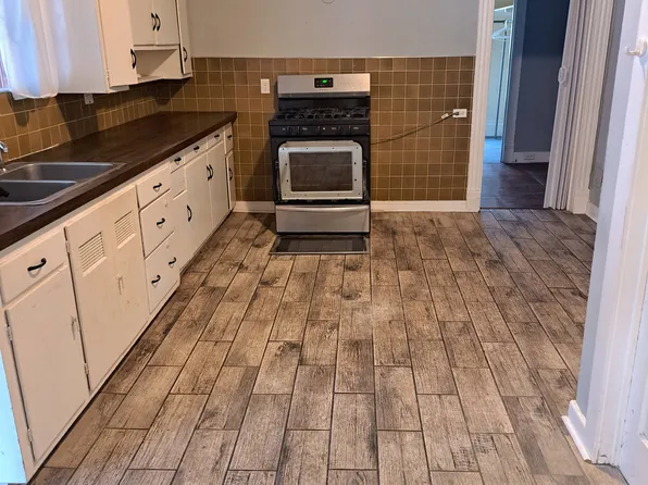 116 N Madison Ave APT 1, Bay City, MI 48708