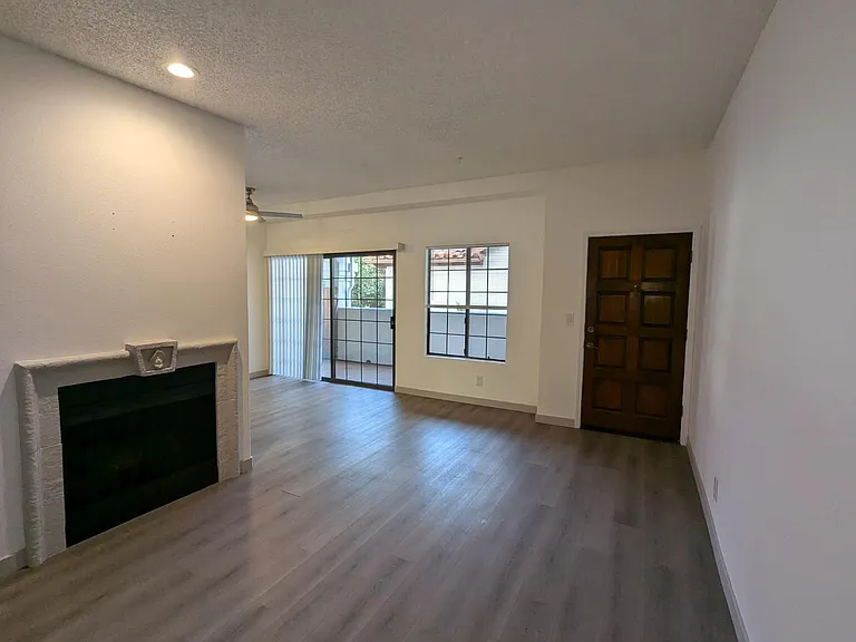 3291 Sawtelle Blvd #207 — Photo 4