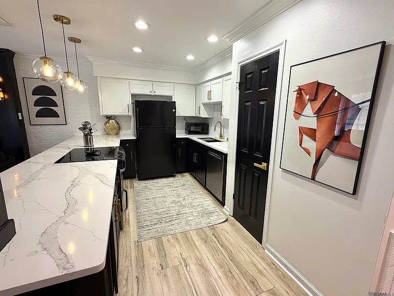 6195 Island Rd #15 — Photo 4