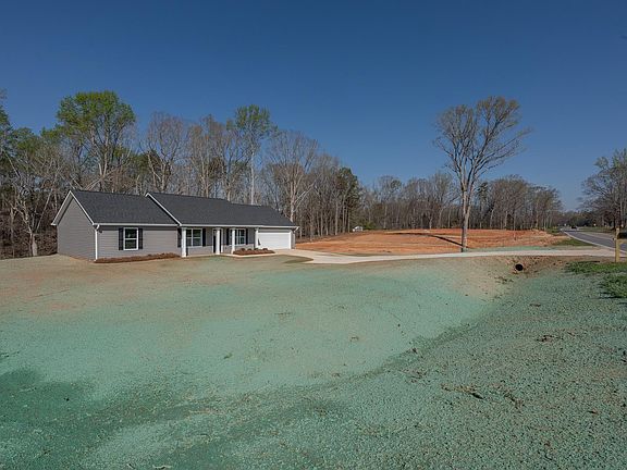 3rd image of 9892 Highway 252