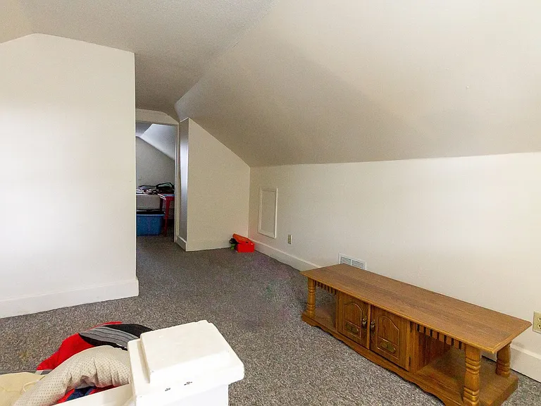 312 S Calvert St — Photo 4