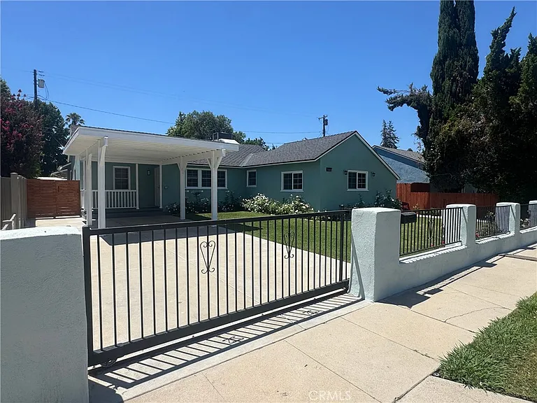7245 Wish Ave — Photo 2