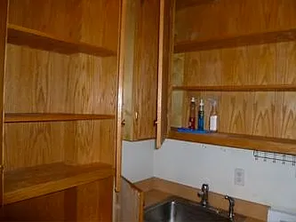 Rented by Robyn Lee, LREB