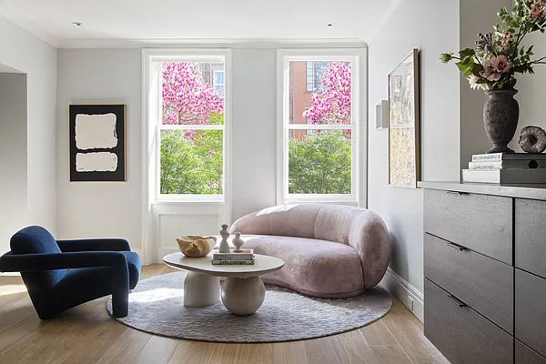 Sold by Compass | media 16