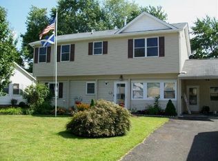 824 Fairfield Rd, Fairless Hills, PA 19030