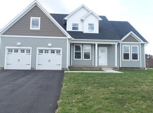 347 Steeple View Dr #11, Hanover, PA 17331