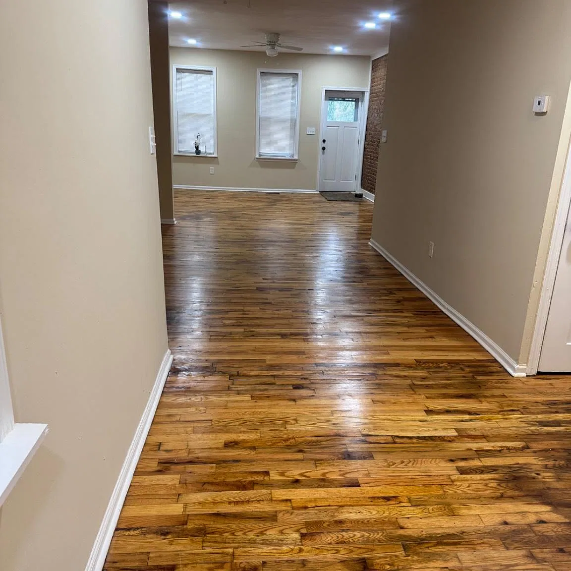 3 bed, 1.5 bath, 1425 sqft, $1,850 — Photo 4