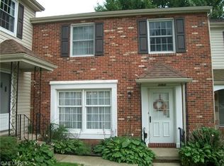 536 Austin Dr, Barberton, OH 44203