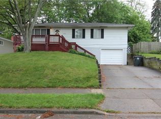 620 Caine Rd, Akron, OH 44312