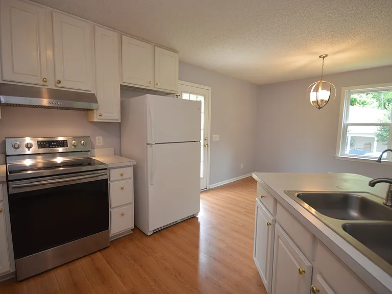 5725 Stone Crystal Dr — Photo 23