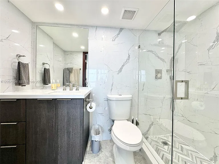 1717 N Bayshore Dr #A-1534 — Photo 16