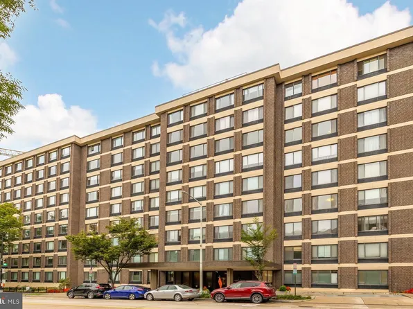 2501 Calvert St NW APT 310, Washington, DC 20008