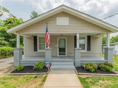 2653 Belews Creek Rd, Winston Salem, NC, 27101