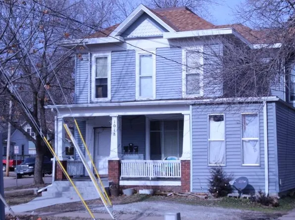 1018 W 7th St, Hastings, NE 68901