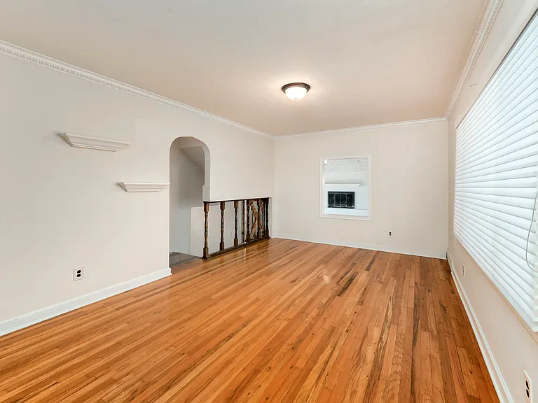 6000 N Lenox Ave — Photo 7