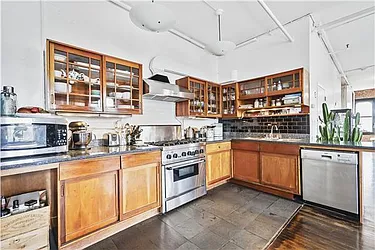 Rented by Avenue Sotheby's International Realty