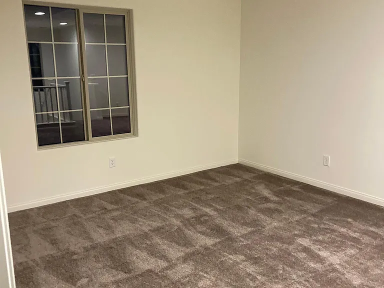 11 Castleton Tower Ct — Photo 32