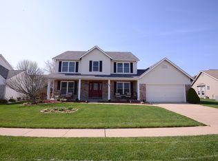 22 Wolf Ridge Ct, Saint Charles, MO 63303