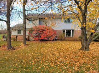 752 Bailey Rd, West Henrietta, NY 14586