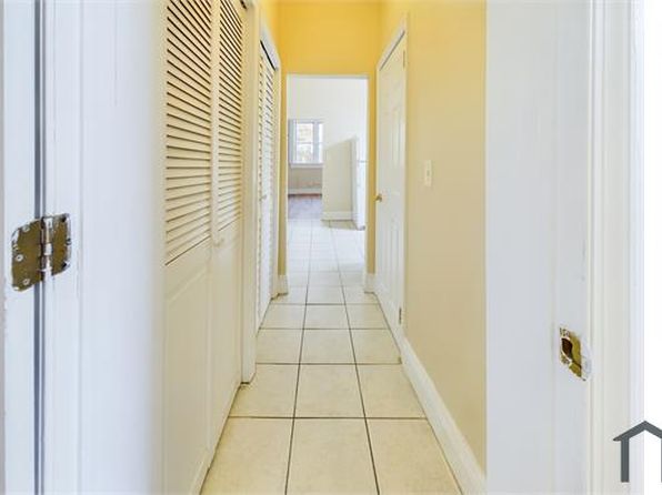 413 Dodd St APT 1