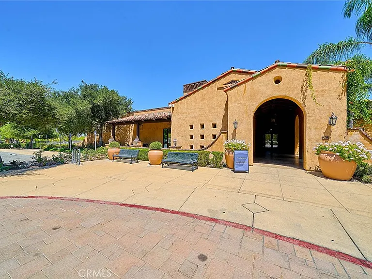 7870 Sanctuary — Photo 44