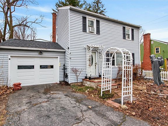 2nd image of 555 Elmgrove Rd