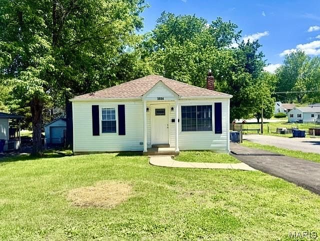1st image of 3554 Theresa Ave
