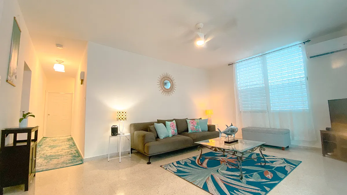 Living Room. - 4 Calle Progreso #3-1