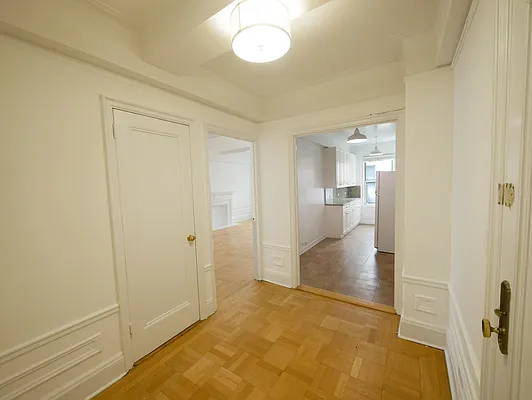 Rented by Rachel Realty | media 32