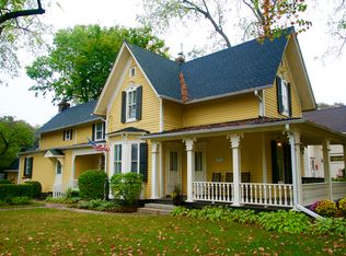 304 S 3rd St, Dundee, IL 60118