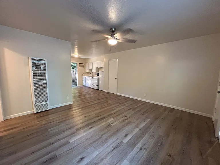 1748 Neal Dow Ave — Photo 2