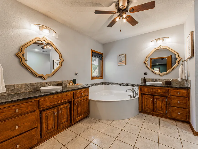 4326 Georgia St — Photo 37