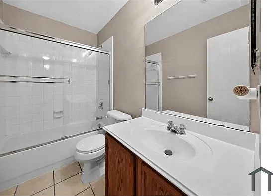 1432 Oak Hollow Ln — Photo 9