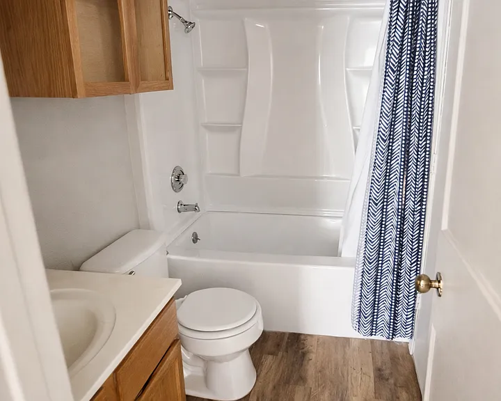 5705 Greengate Dr — Photo 7