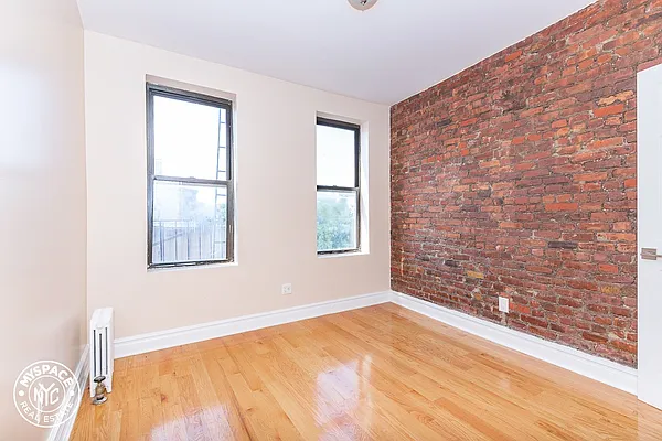 Rented by MySpaceNYC | media 18