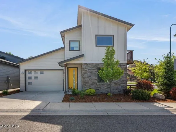 2792 N Cassiana Ct, Hayden, ID 83814