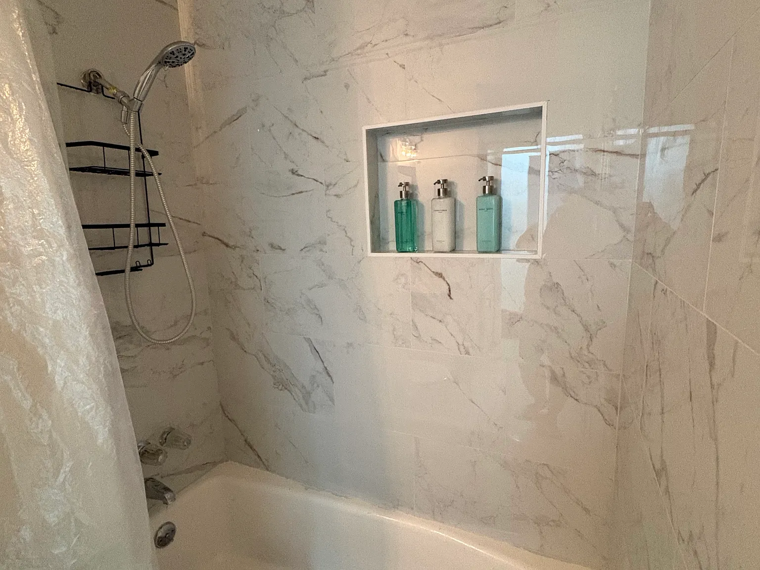3 bed, 900 sqft, $1,500 — Photo 4