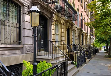 Rented by APT212 INC