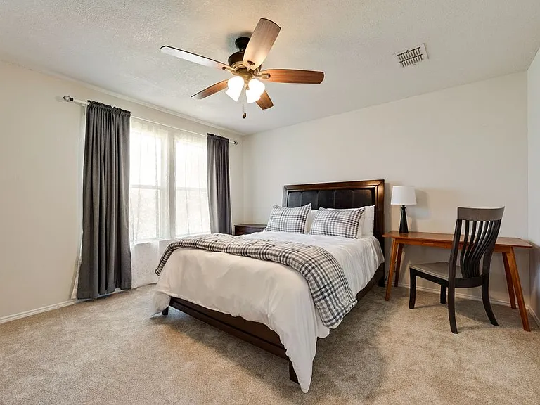 1421 Laurel Hall Ln — Photo 19