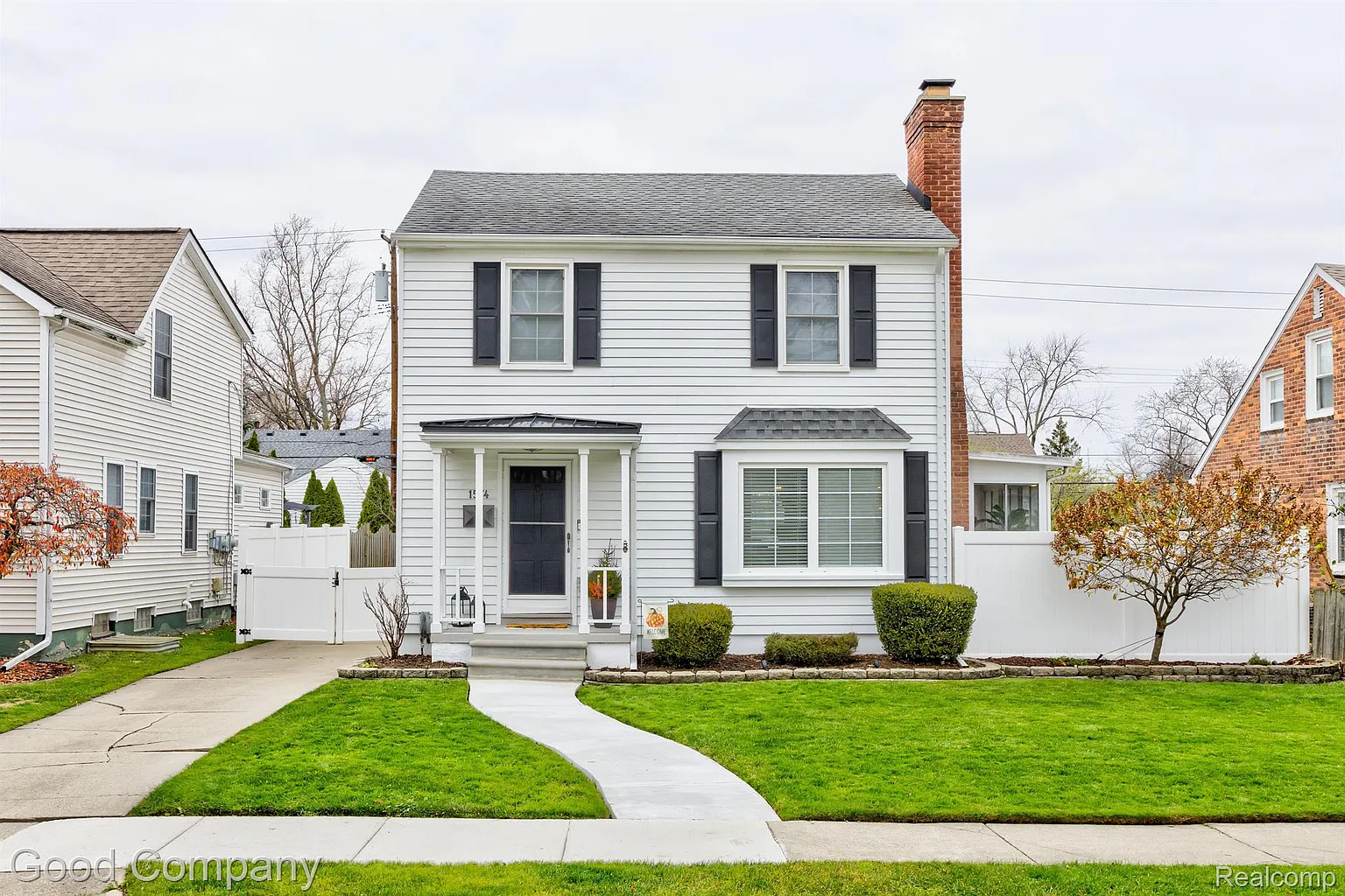 1574 Larkmoor Blvd photo 1