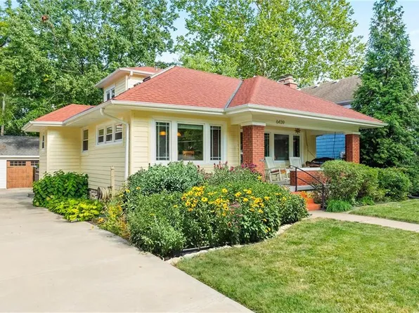 6439 Walnut St, Kansas City, MO 64113