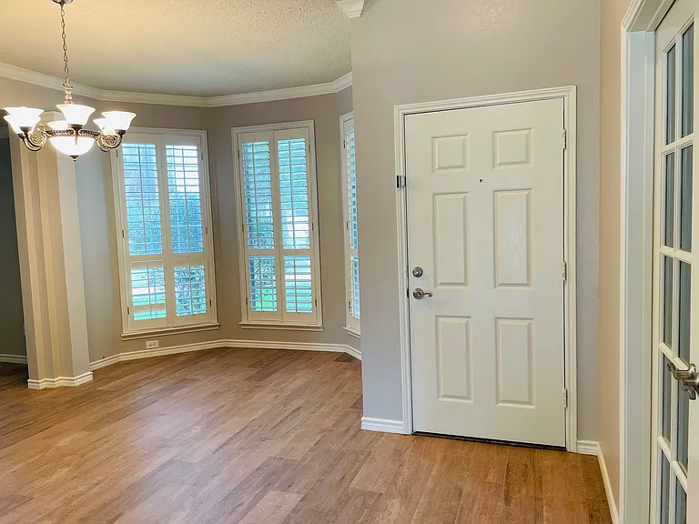 5621 Flowerwood Ln — Photo 13
