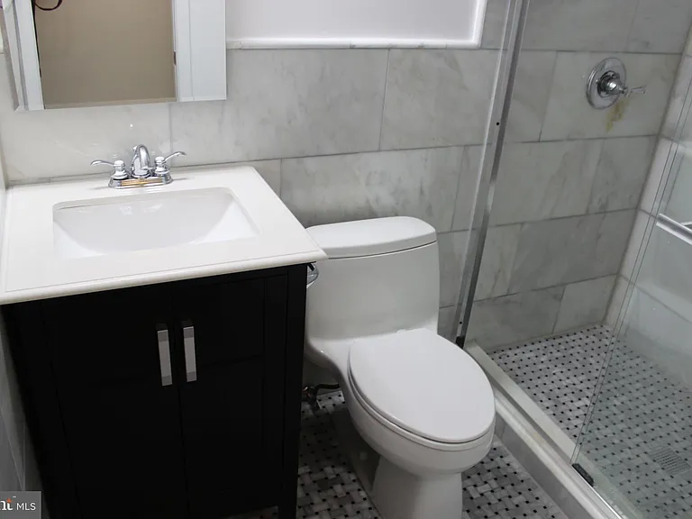 901 M St NW #401 — Photo 15