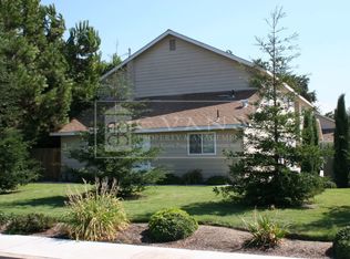 1852 S Garden St APT D, Visalia, CA 93277