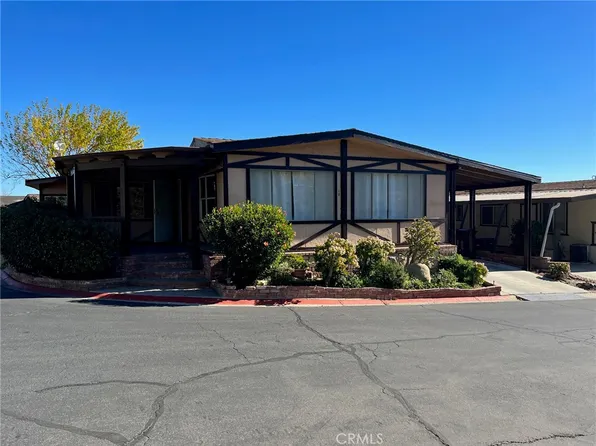 24303 Woolsey Cyn #34, Canoga Park, CA 91304