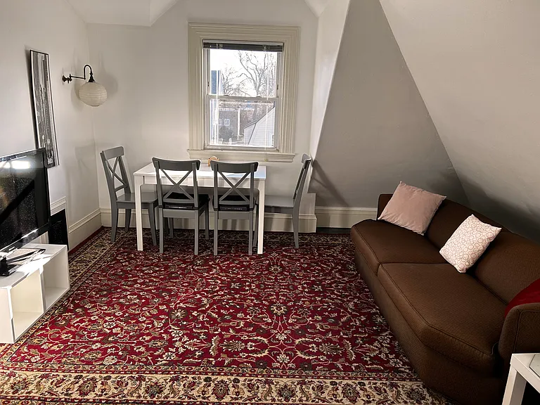232 Pleasant St — Photo 1