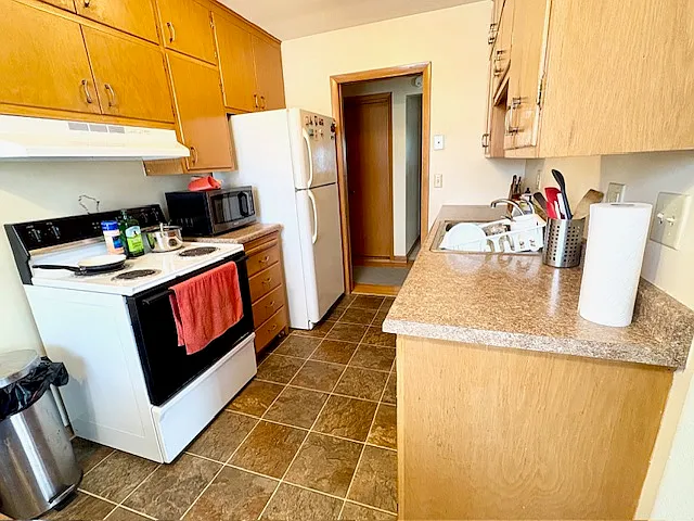 1659 Capital Ave #1 — Photo 5