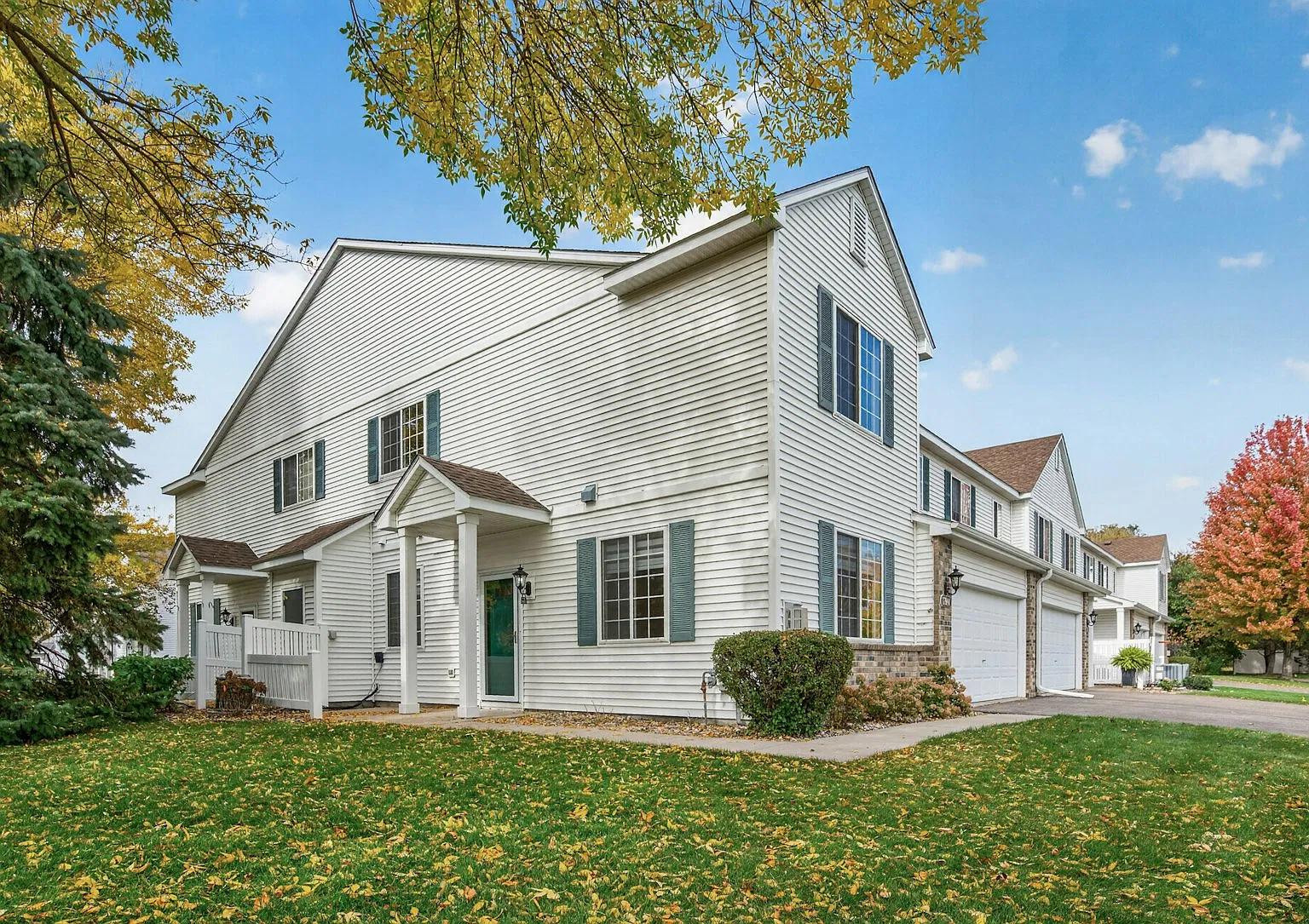 17980 69th Place North — Photo 3